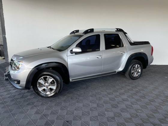 RENAULT DUSTER OROCH 2020