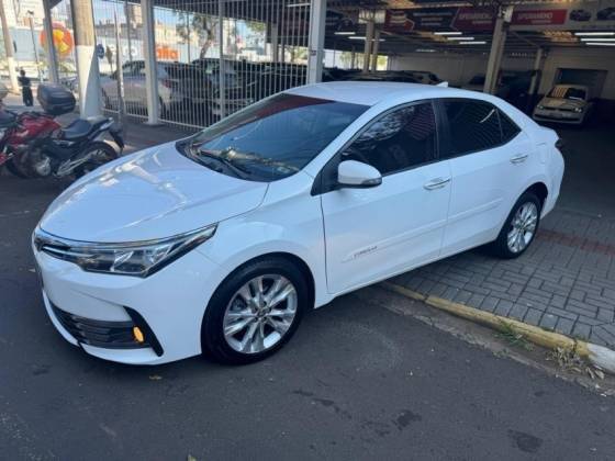 TOYOTA COROLLA 2018