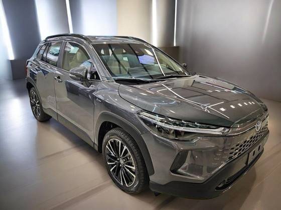 TOYOTA COROLLA CROSS 2026