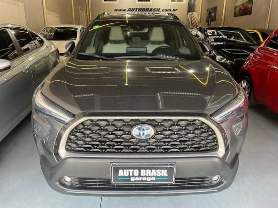 TOYOTA COROLLA CROSS 2024