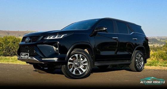 TOYOTA HILUX SW4 2022