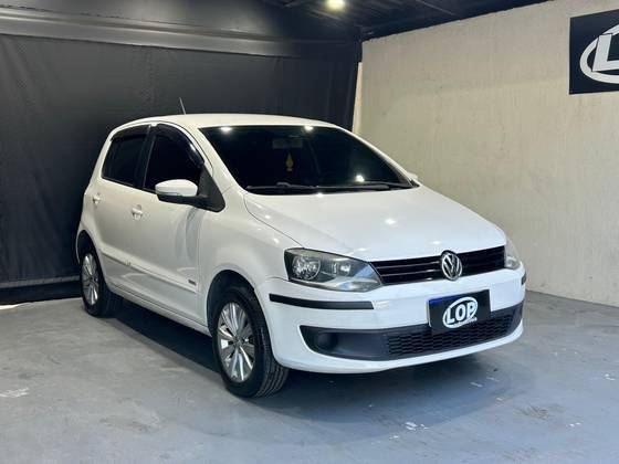 VOLKSWAGEN FOX 2014
