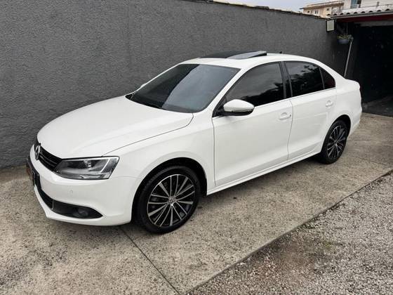 VOLKSWAGEN JETTA 2013