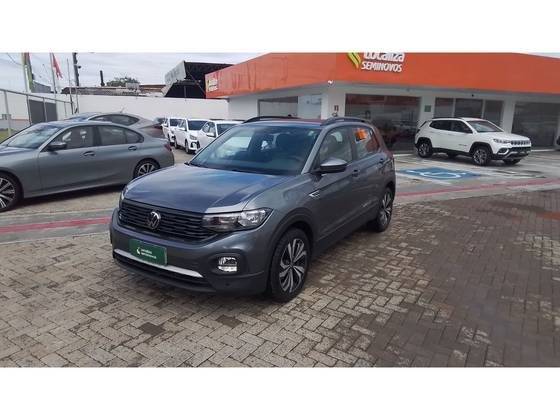 VOLKSWAGEN T-CROSS 2024
