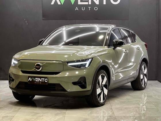 VOLVO C40 2022