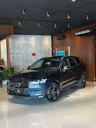 VOLVO XC60 2020