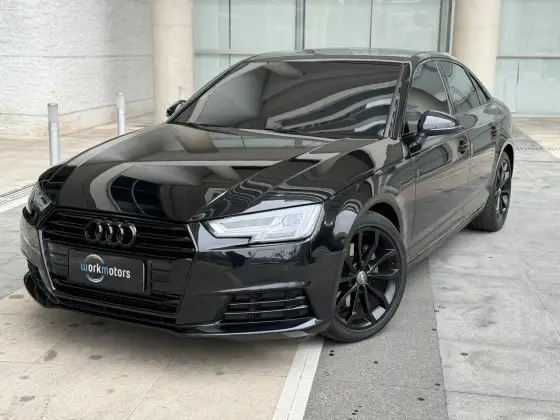 AUDI A4 2019
