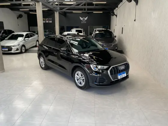 AUDI Q3 2021