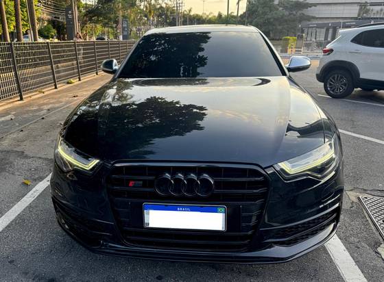 AUDI S6 2014