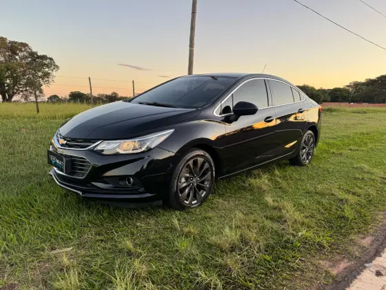 CHEVROLET CRUZE 2017