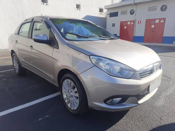 FIAT GRAND SIENA 2014