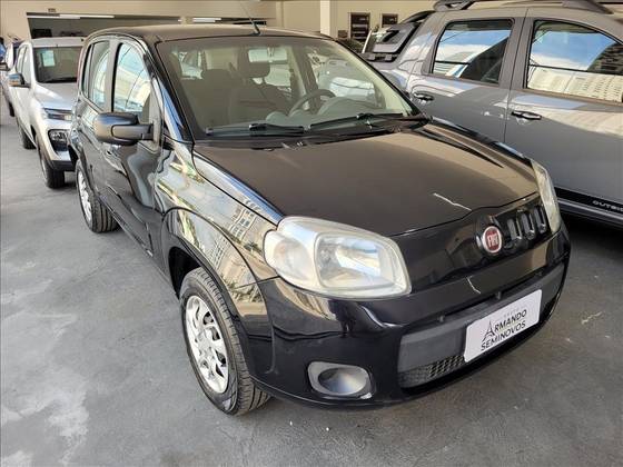 FIAT UNO 2015