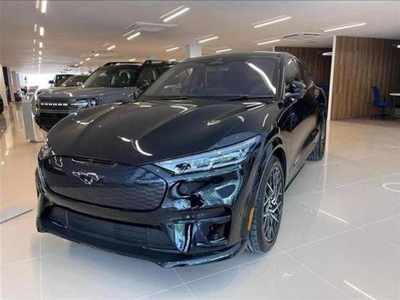 FORD MUSTANG MACH-e 2024