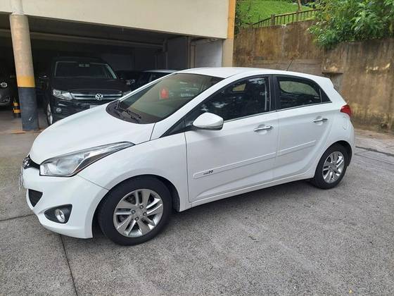 HYUNDAI HB20 2015