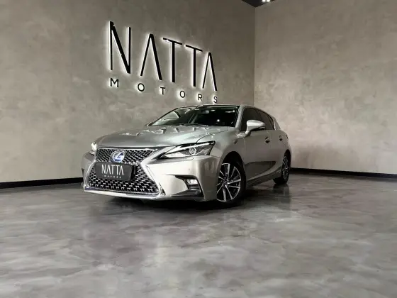LEXUS CT200H 2018