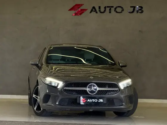 MERCEDES-BENZ A 200 2020