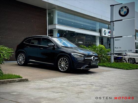 MERCEDES-BENZ GLA 200 2023