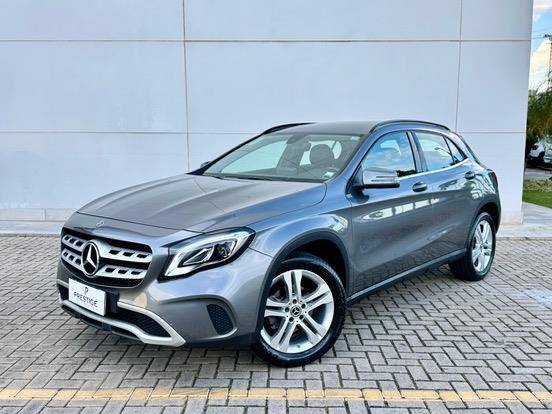 MERCEDES-BENZ GLA 200 2019