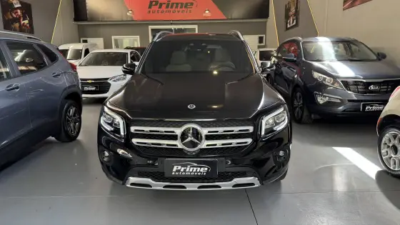 MERCEDES-BENZ GLB 200 2023