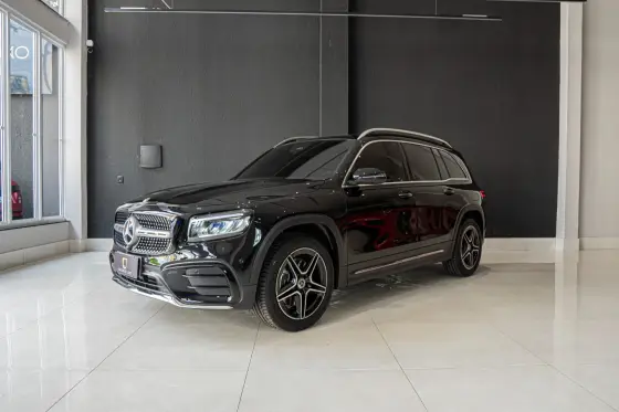 MERCEDES-BENZ GLB 220 2025