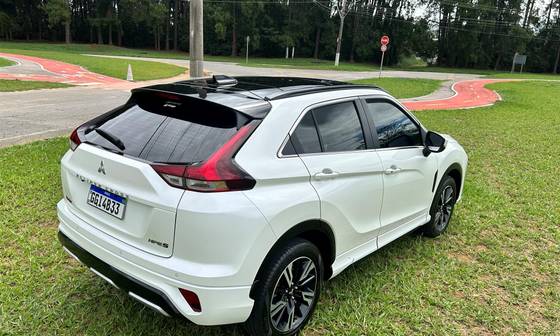 MITSUBISHI ECLIPSE CROSS 2024