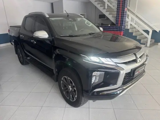MITSUBISHI L200 TRITON 2022