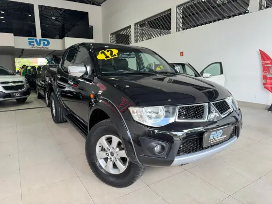 MITSUBISHI L200 TRITON 2012