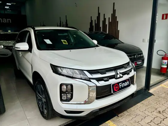 MITSUBISHI OUTLANDER 2022