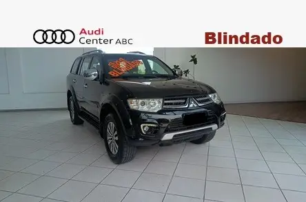 MITSUBISHI PAJERO 2018