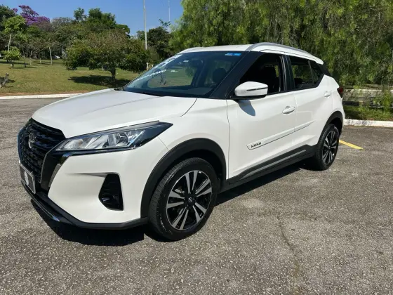 NISSAN KICKS 2024