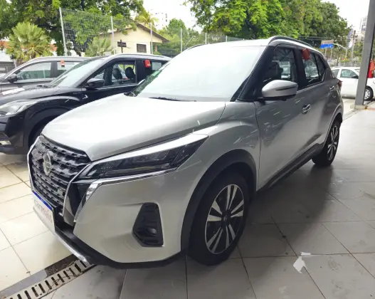 NISSAN KICKS 2022