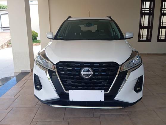 NISSAN KICKS 2023