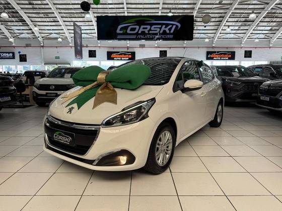 PEUGEOT 208 2017