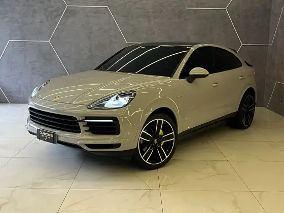 PORSCHE CAYENNE 2022
