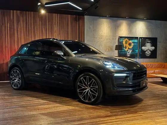 PORSCHE MACAN 2023