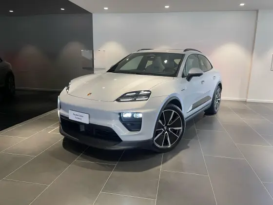 PORSCHE MACAN 2024
