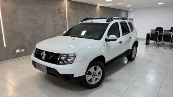 RENAULT DUSTER 2018