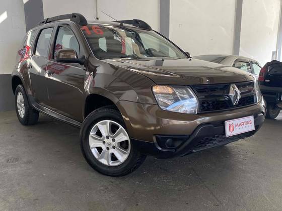 RENAULT DUSTER 2016