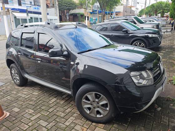 RENAULT DUSTER 2018