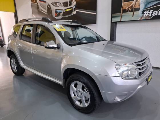 RENAULT DUSTER 2015