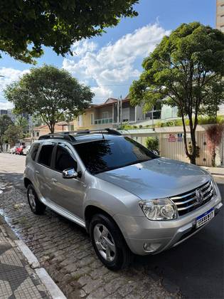 RENAULT DUSTER 2014