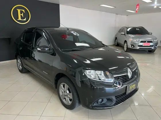 RENAULT LOGAN 2018