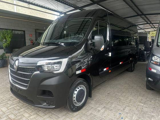 RENAULT MASTER 2025