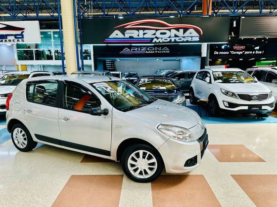 RENAULT SANDERO 2012