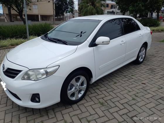TOYOTA COROLLA 2013