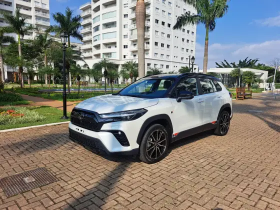 TOYOTA COROLLA CROSS 2026