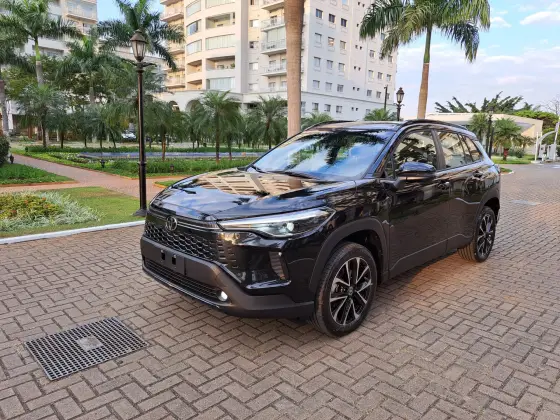 TOYOTA COROLLA CROSS 2026