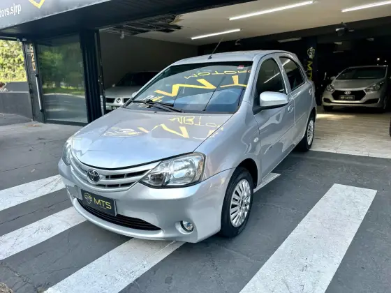 TOYOTA ETIOS 2014