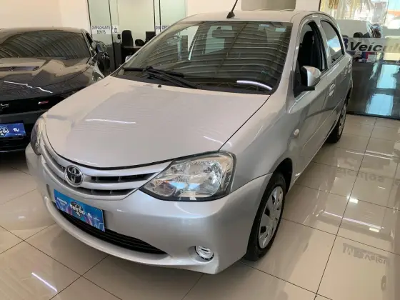 TOYOTA ETIOS 2017