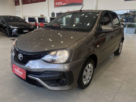 TOYOTA ETIOS 2019